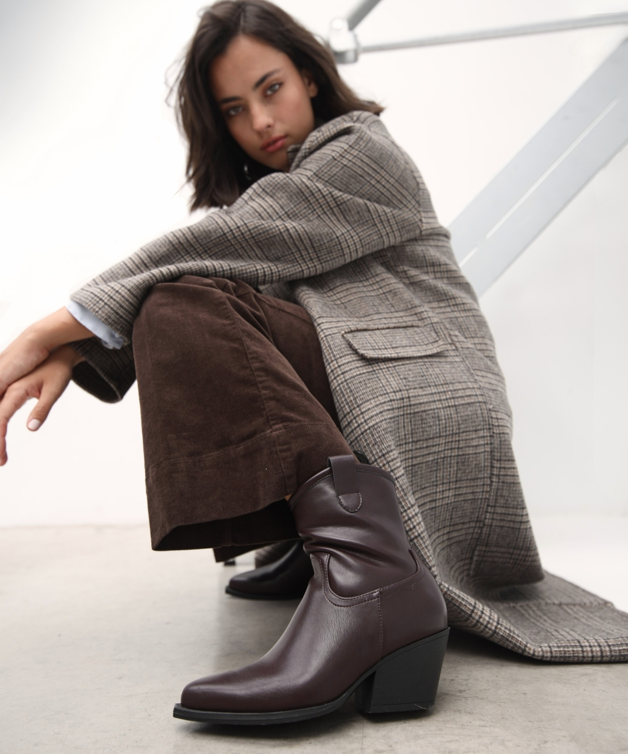 Botines cowboy burdeos image number null